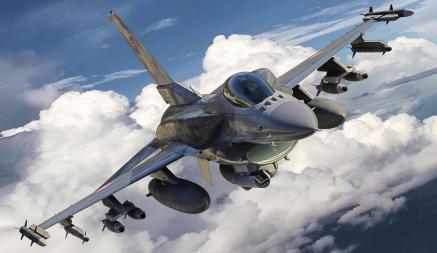 5 стран НАТО начали консультации о передаче истребителей F-16 Украине