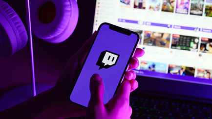 В России суд оштрафовал Twitch на 4 млн рублей из-за Арестовича