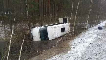 В Гомельской области перевернулась маршрутка с пассажирами