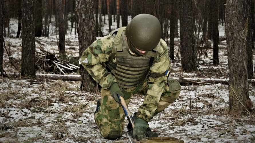 Украинцы показали, что минируют на подступах к Беларуси