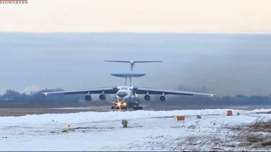 В Минобороны рассказали, что делают российские самолёты в небе Беларуси