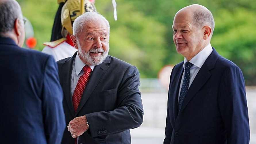 Шольц отверг предложение Бразилии начать мирные переговоры с Россией