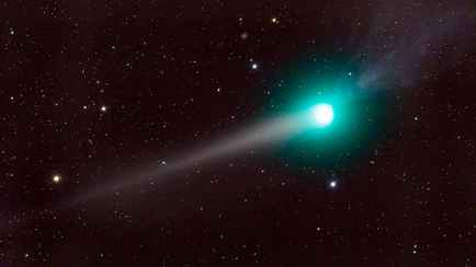 К Земле летит зеленая комета, которую можно увидеть лишь раз в жизни