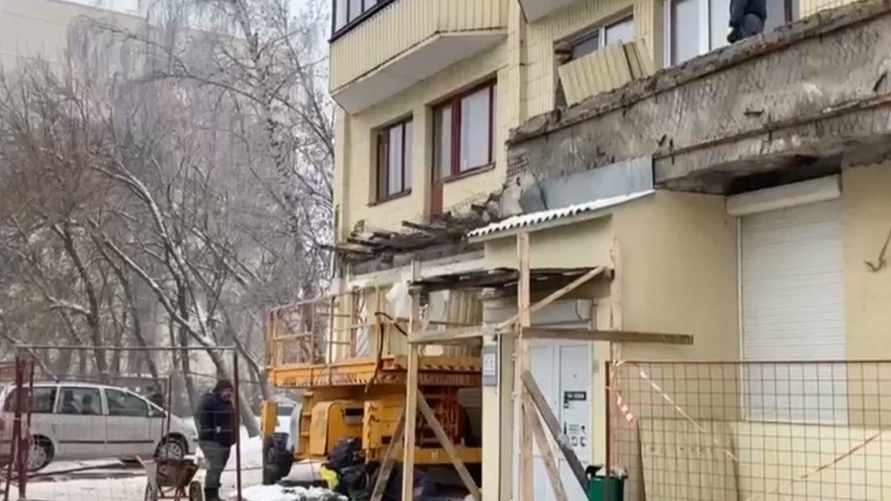 В Минске рухнул балкон многоэтажки