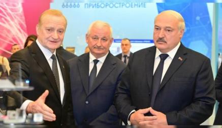 Лукашенко заявил, что стоит у истоков искусственного интеллекта в ОАЭ