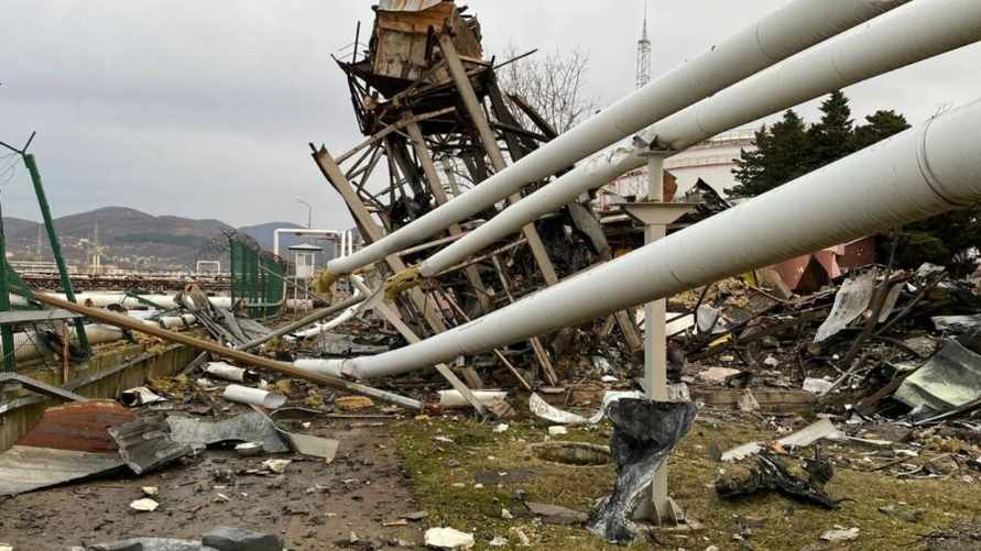 Украинские "камикадзе" атаковали российские территории за 400 км от линии фронта