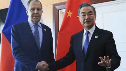 Китай перед встречей с Путиным пообещал не давать России оружие