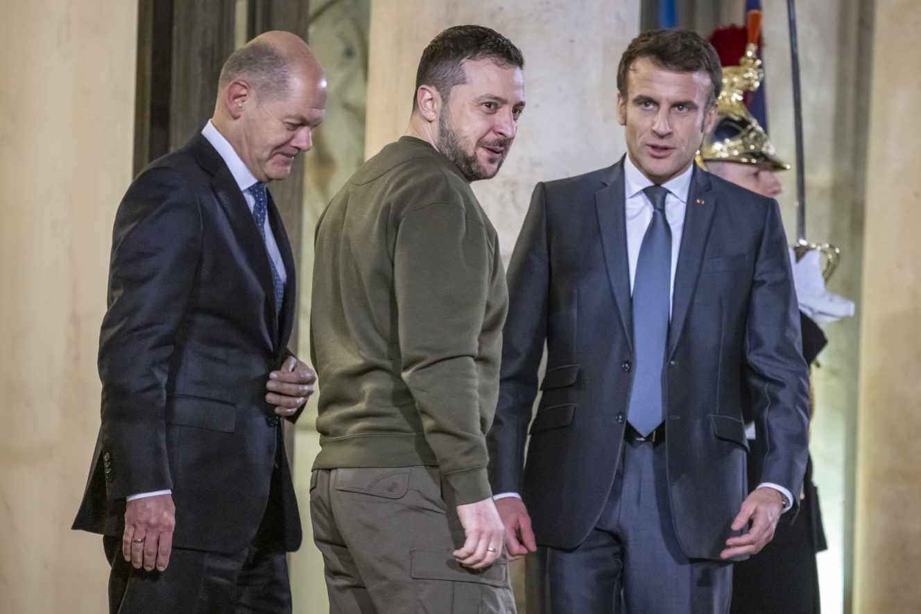 Emmanuel Macron reçoit Volodymyr Zelensky et Olaf Scholz au Palais de l’Elysée à Paris, mercredi 8 février 2023 - 2023©Jean-Claude Coutausse pour Le Monde