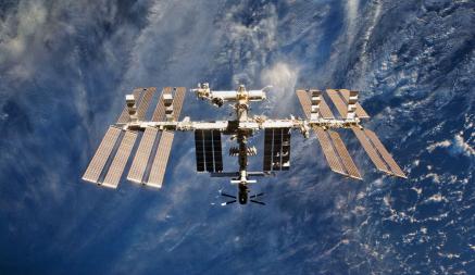 Россия отложила на сентябрь спасение застрявших на МКС космонавтов