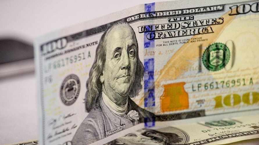 Курс доллара поднялся до 2,8 белорусских рубля