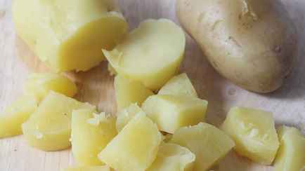 Что сделать, чтобы картошка не темнела? Добавьте это