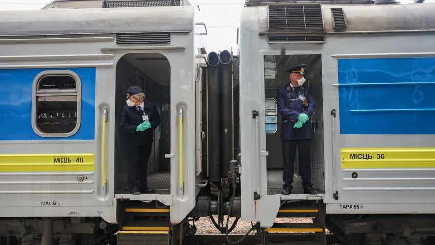 ЕС отправил в Киев сразу десяток топ-чиновников