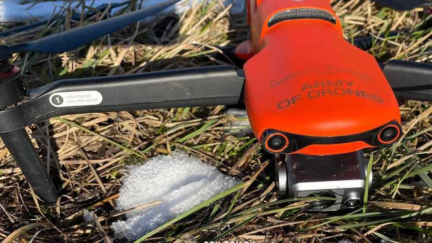 Под Пинском на границе с Украиной пограничники перехватили дрон