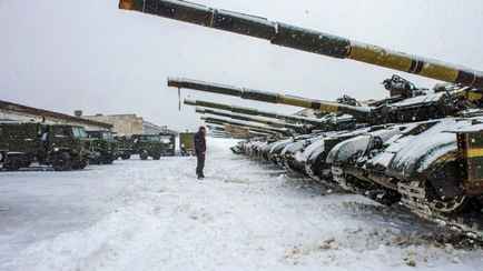 Украина отправила на границу с Беларусью механизированные бригады