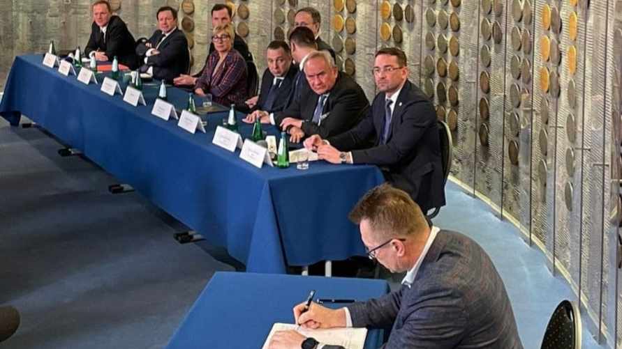 "Предложение ужасное" - Шесть стран потребовали от МОК не допускать белорусов к соревнованиям