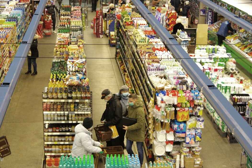 Бросились ли "на закупы" в Польшу белорусы в ожидании полного закрытия границы? Что говорят поляки