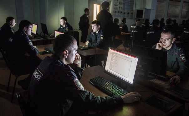 Власти России запустили автоматический поиск экстремизма и пропаганды ЛГБТ в Интернете