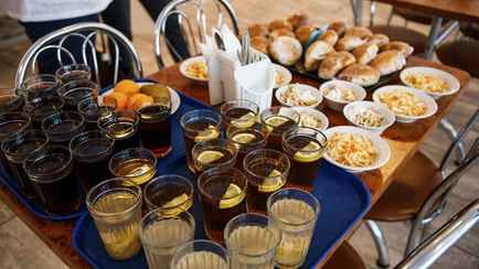 Белорусским учителям разрешат есть в школьных столовых по повышенным ценам