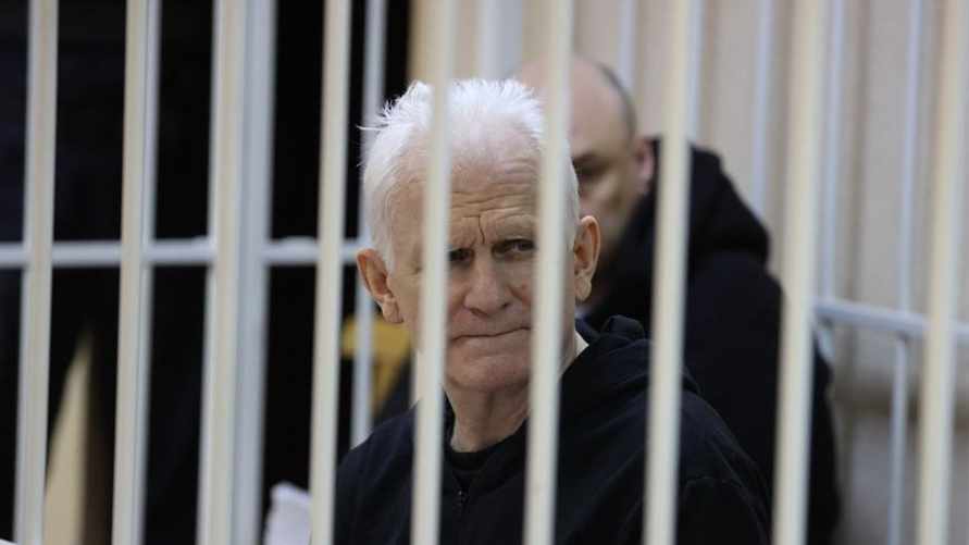 Прокурор запросил для Нобелевского лауреата Беляцкого 12 лет тюрьмы