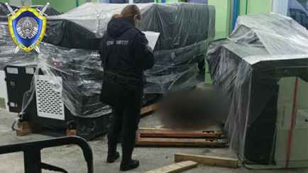 В Гродно рабочих придавило станком