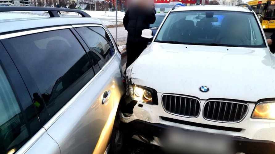 В Минске легковушка протаранила сразу пять автомобилей