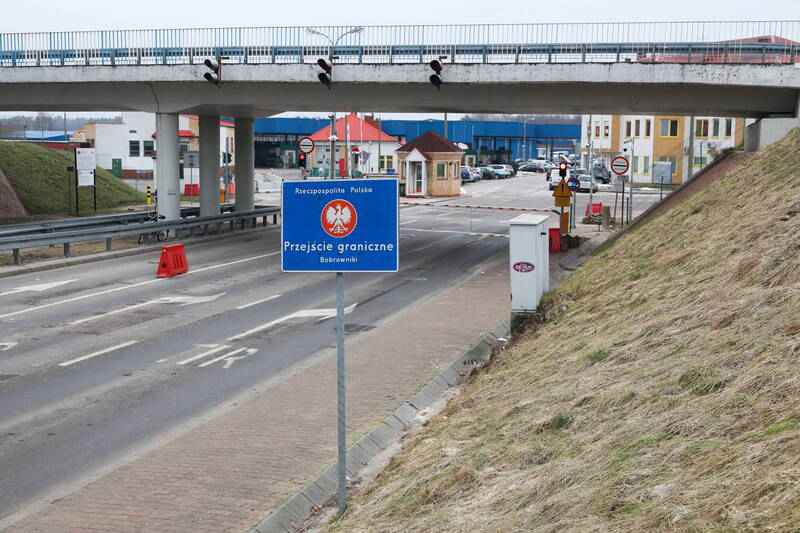 В Польше задержали 7 таможенников за контрабанду белорусских сигарет