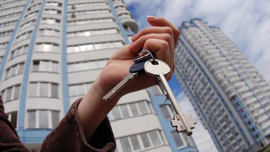 Могут ли белорусы вернуть квартиру, которую подарили? Минюст подсказал один вариант