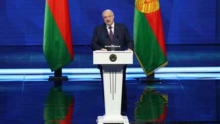 «Мой век заканчивается» — Лукашенко пообещал чиновникам не быть «хромой уткой»