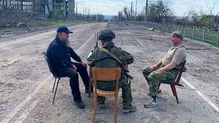 Украина присылала переговорщика с Россией прямо в Мариуполь — CNN