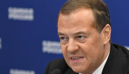 Медведев пообещал ударить по Берлину в случае ареста Путина. Но россияне напомнили ему про нюанс