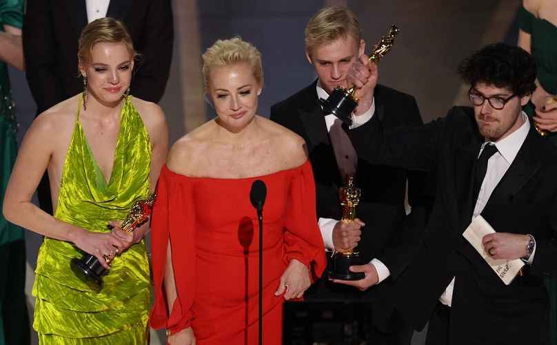 Фото: Reuters. Слева направо: Дарья, Юлия и Захар Навальные и режиссер Дэниел Роэр