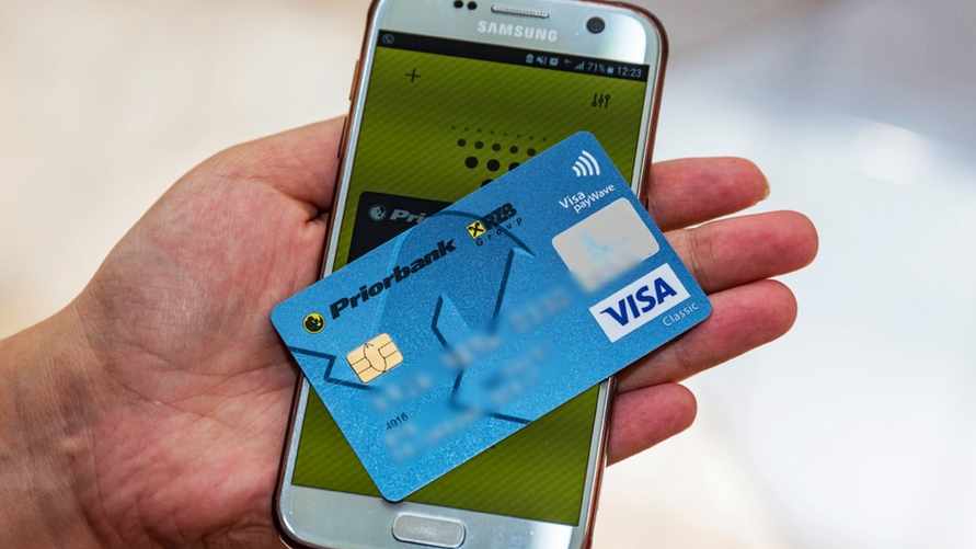 Приорбанк сообщил о проблемах с картами VISA