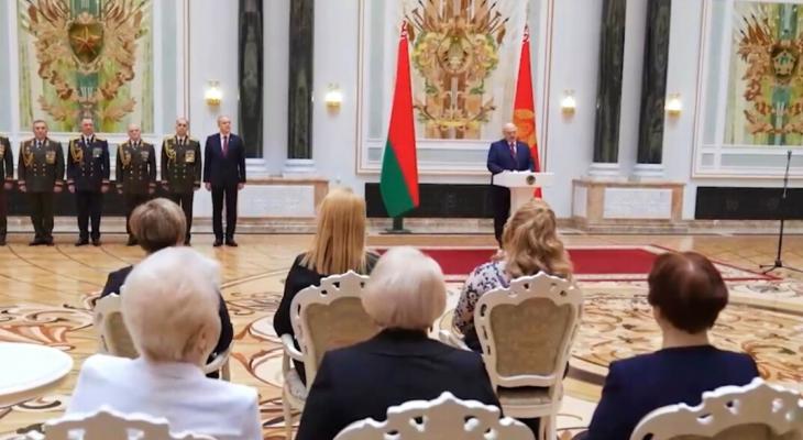 Лукашенко назвал Зеленского «гнидой» и пообещал ответить — «Вызов брошен»