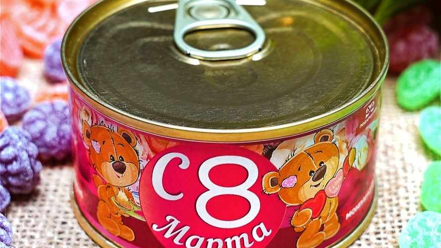 Стало известно, какие подарки чаще покупали перед 8 марта в Беларуси. Осторожно, спойлеры!