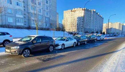 В Минске из-за Солнца столкнулись сразу 5 автомобилей
