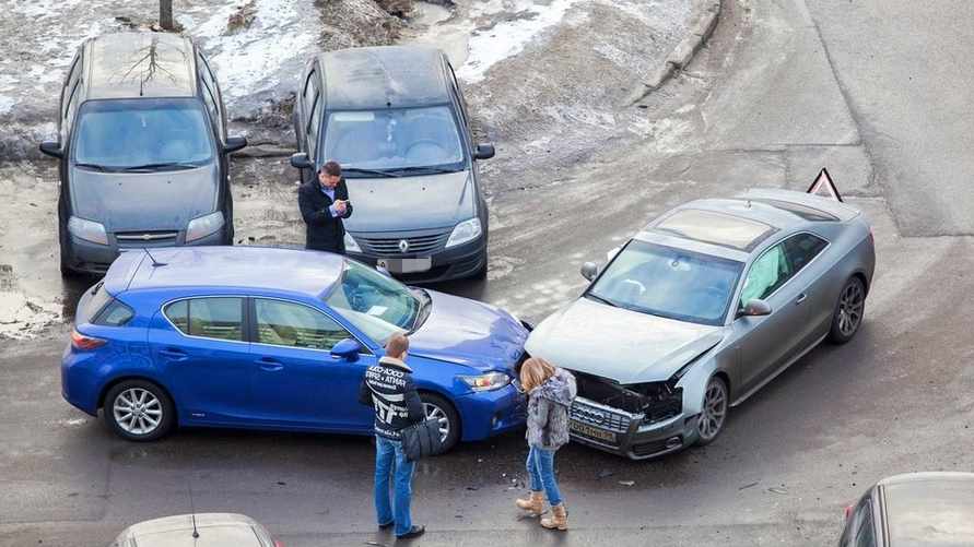 В ГАИ попросили белорусов чаще использовать "европротоколы". Вот как заполнить, если нет с собой бланка