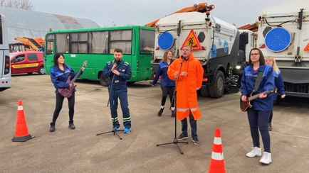 Работники ЖКХ записали музыкальный клип в ответ на жалобы белорусов