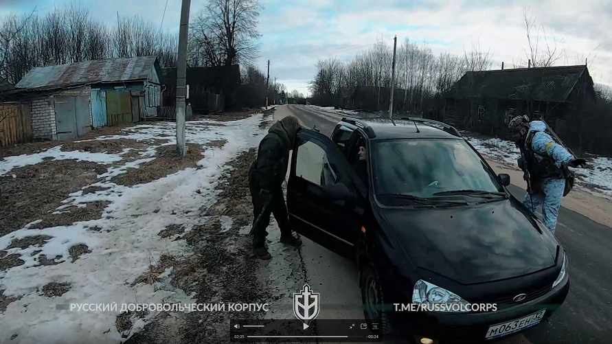 Диверсанты показали видео, как заходили из Украины в Брянскую область