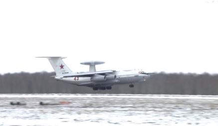ГосТВ показало вылетающий из Мачулищ российский А-50. Куда направился?