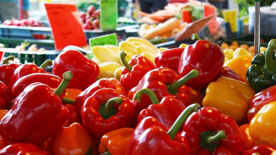 Глава МАРТ рассказал, почему перец дороже мяса, а турецкие томаты дешевле белорусских