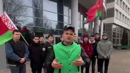 Белорусским подросткам предложили идти в дружинники — «Западные конкуренты бесятся»