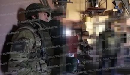 Российский ведущий Соловьев попал под обстрел на Донбассе