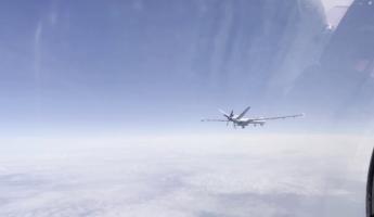 В РФ показали видео сближения российского Су-27 с американским MQ-9