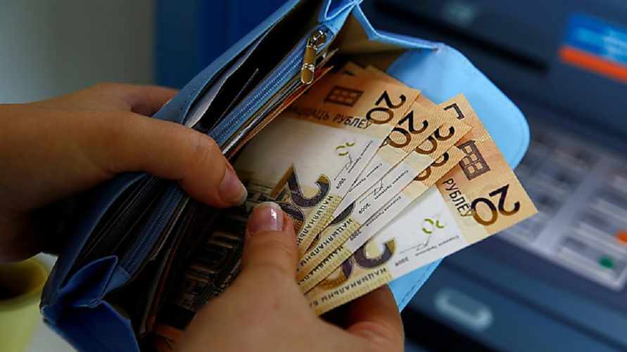 Что делать белорусу, если он просрочил платеж по кредиту? Рассказал юрист