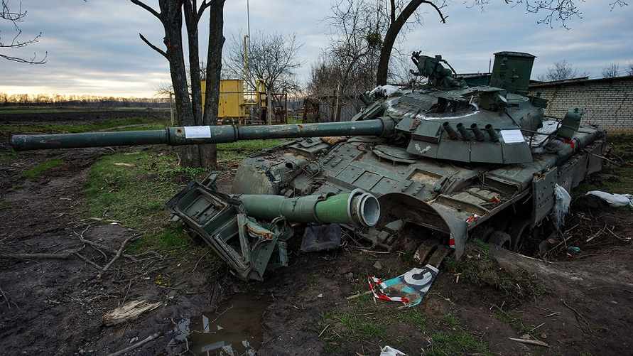 В 7,5 раз больше, чем выпускает. Аналитики подсчитали, сколько танков теряет Россия в Украине за месяц