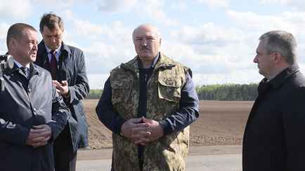 «Засиделись в Минске» — Лукашенко объявил чиновникам «железную диктатуру»