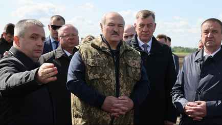 Лукашенко назвал Гомельскую область «прифронтовой зоной» и призвал развивать там туризм