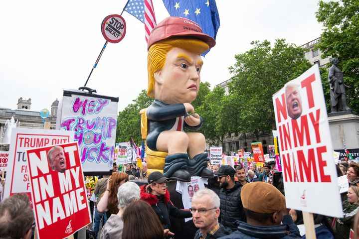 Большинство американцев поддержали суд над Трампом. Что происходит в Нью-Йорке?