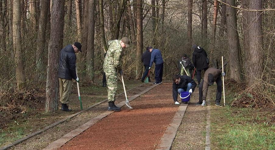 По словам Леонида Зайца, правительство Беларуси намерено получить