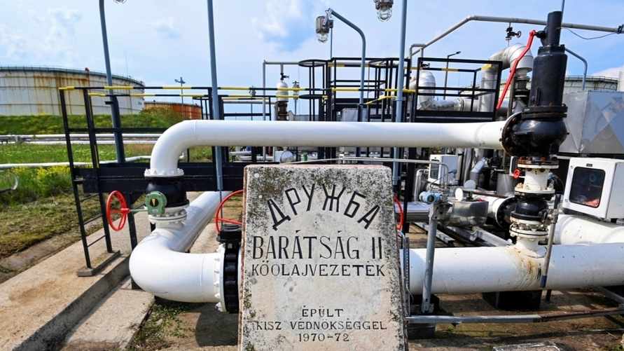 Польша предложила запретить транзит нефти через Беларусь